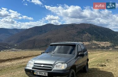 Позашляховик / Кросовер Chevrolet Niva 2006 в Міжгір'ї