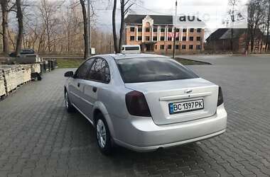 Седан Chevrolet Nubira 2004 в Дрогобыче