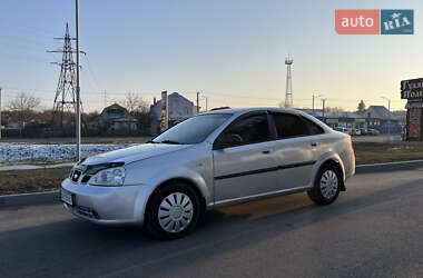 Седан Chevrolet Nubira 2004 в Смілі