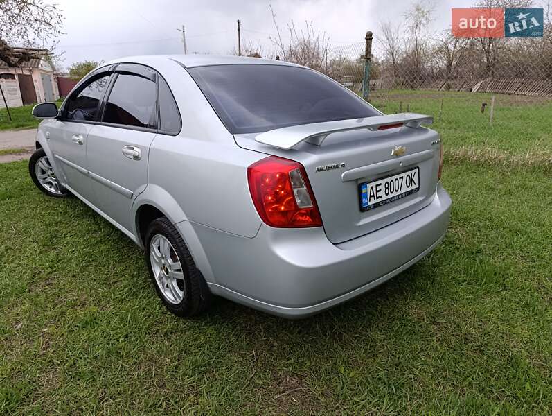 Седан Chevrolet Nubira 2006 в Кривом Роге