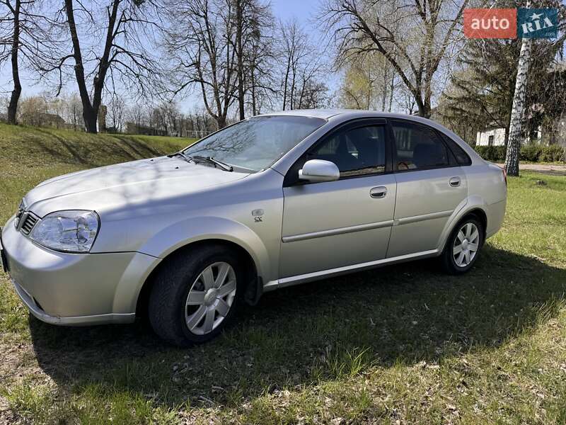 Седан Chevrolet Nubira 2004 в Теплике