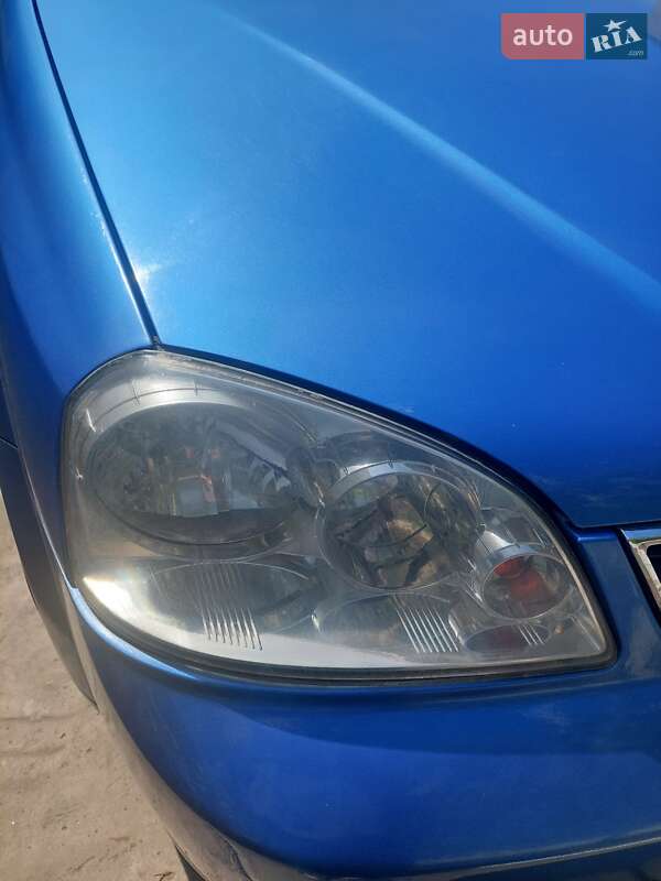 Седан Chevrolet Nubira 2004 в Кременчуге