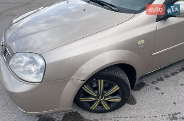 Седан Chevrolet Nubira 2004 в 