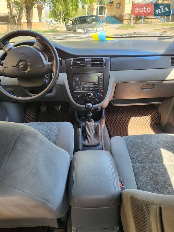 Седан Chevrolet Nubira 2004 в Краматорске фото 15 Седан Chevrolet Nubira 2004 в Краматорске