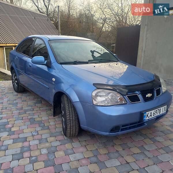 Седан Chevrolet Nubira 2004 в 