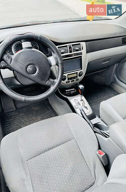 Седан Chevrolet Nubira 2004 в 