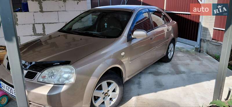 Седан Chevrolet Nubira 2004 в Борисполі