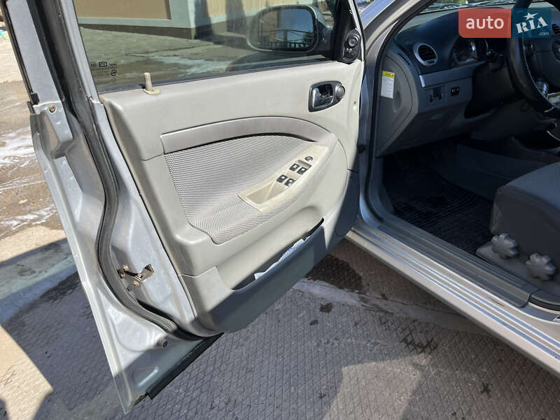 Універсал Chevrolet Nubira 2006 в Хмельницькому