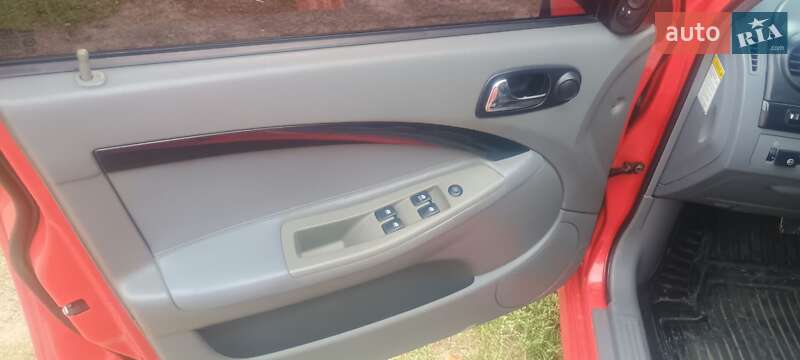 Универсал Chevrolet Nubira 2008 в Теплике