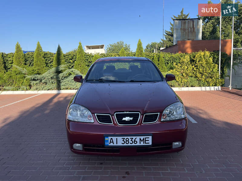 Седан Chevrolet Nubira 2004 в Прилуках