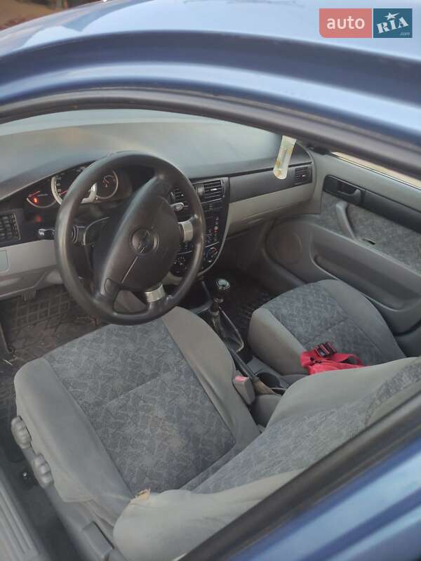 Седан Chevrolet Nubira 2004 в Миколаєві