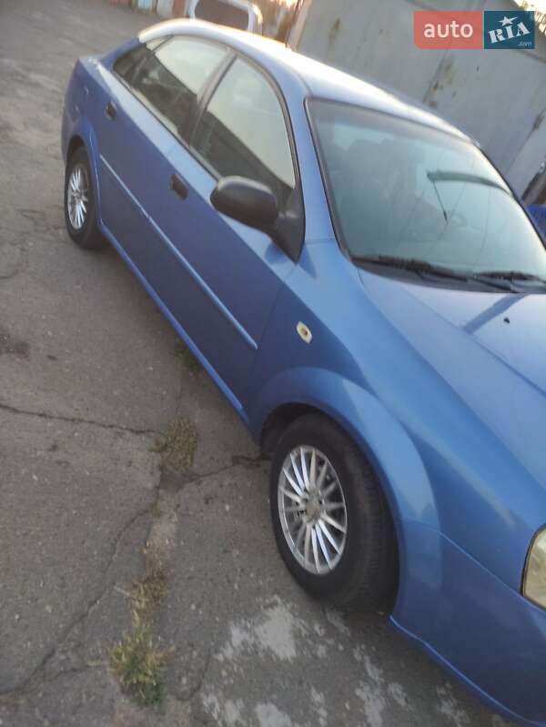 Седан Chevrolet Nubira 2004 в Миколаєві