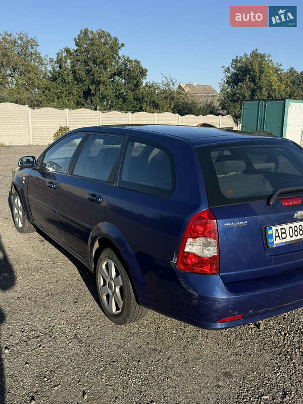 Универсал Chevrolet Nubira 2004 в Могилев-Подольске