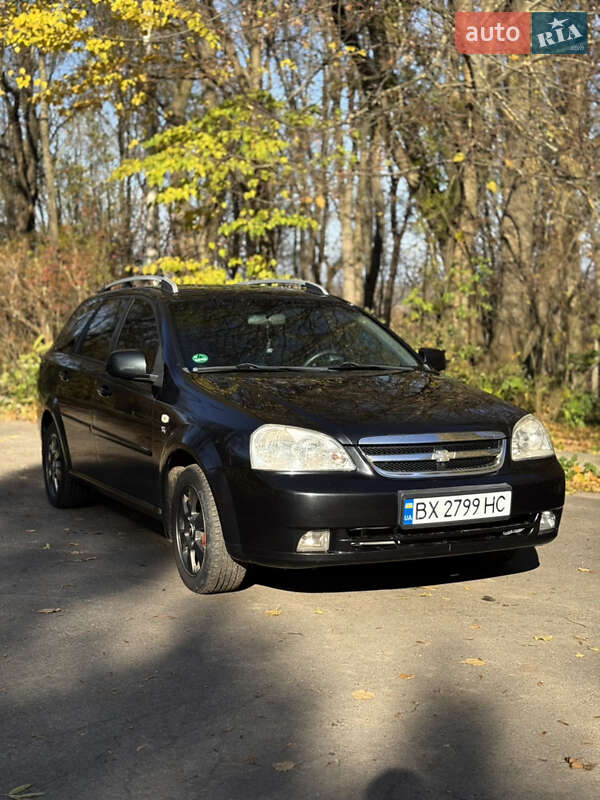 Универсал Chevrolet Nubira 2010 в Волочиске