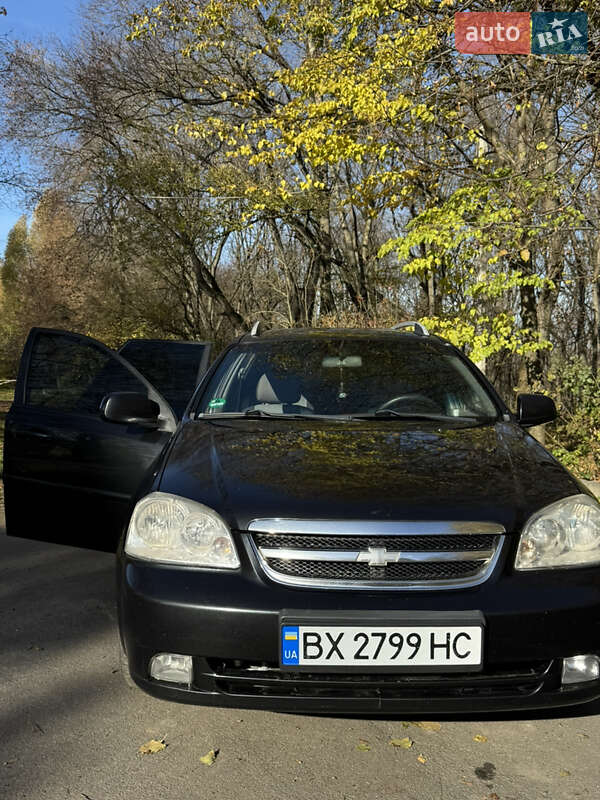 Универсал Chevrolet Nubira 2010 в Волочиске