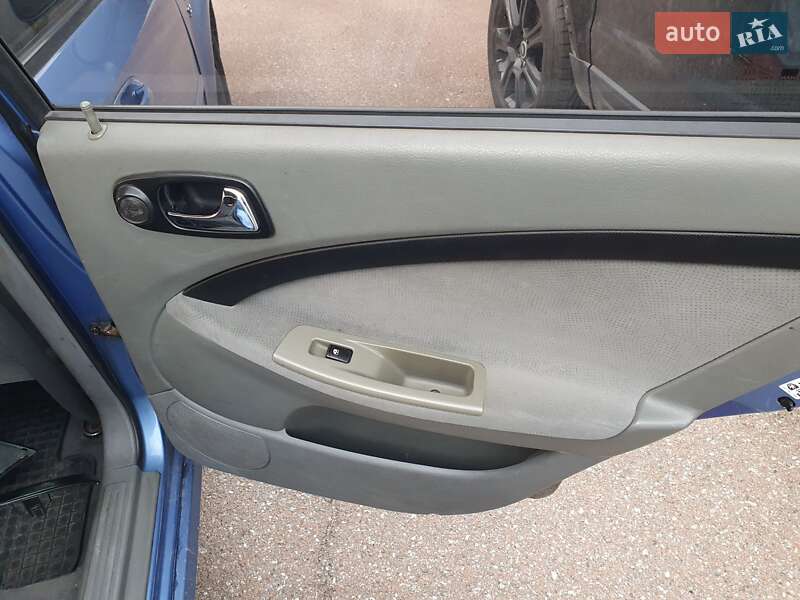 Универсал Chevrolet Nubira 2005 в Киеве фото 15 Универсал Chevrolet Nubira 2005 в Киеве