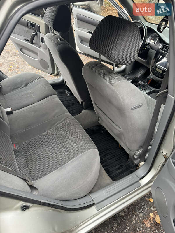 Седан Chevrolet Nubira 2004 в Хмельницком