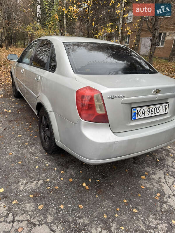 Седан Chevrolet Nubira 2004 в Хмельницком