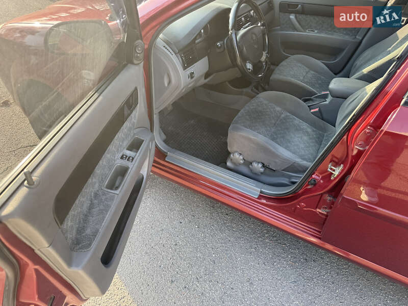 Седан Chevrolet Nubira 2004 в Черкасах фото 13 Седан Chevrolet Nubira 2004 в Черкасах