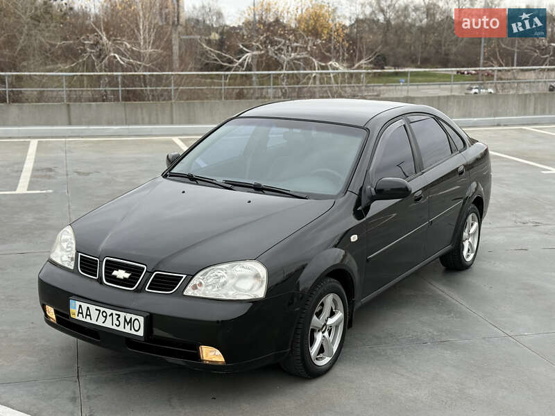 Седан Chevrolet Nubira 2004 в Киеве фото 5 Седан Chevrolet Nubira 2004 в Киеве