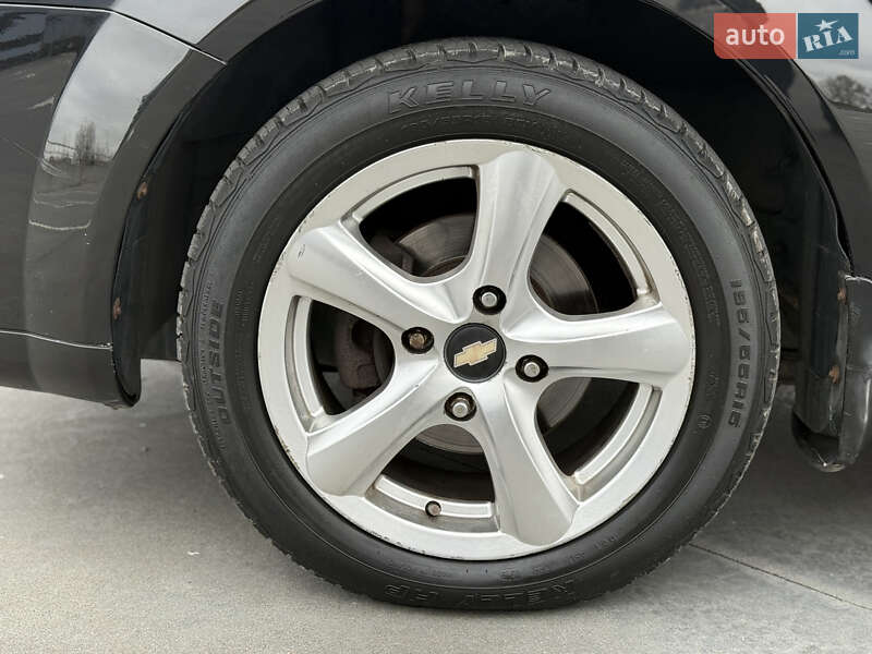 Седан Chevrolet Nubira 2004 в Киеве фото 13 Седан Chevrolet Nubira 2004 в Киеве