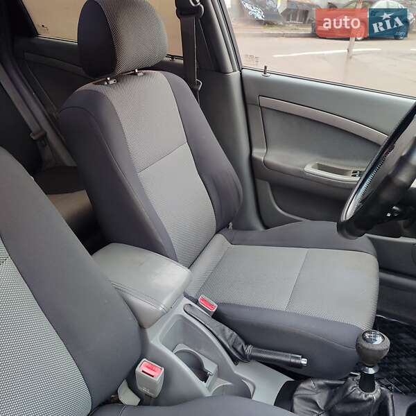 Универсал Chevrolet Nubira 2006 в Киеве