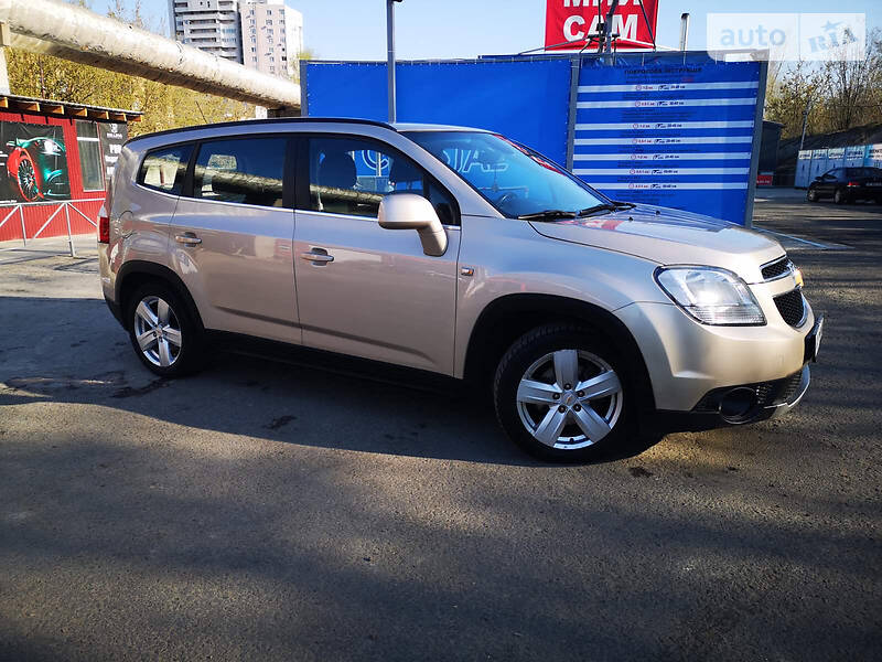 Універсал Chevrolet Orlando 2011 в Києві
