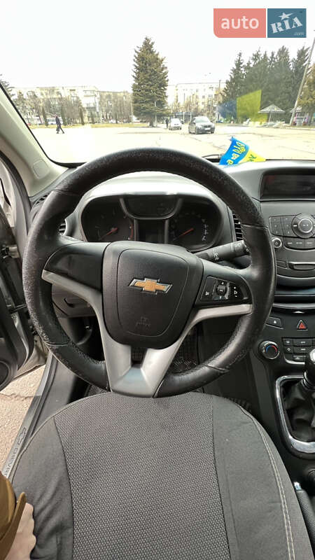 Универсал Chevrolet Orlando 2011 в Ровно