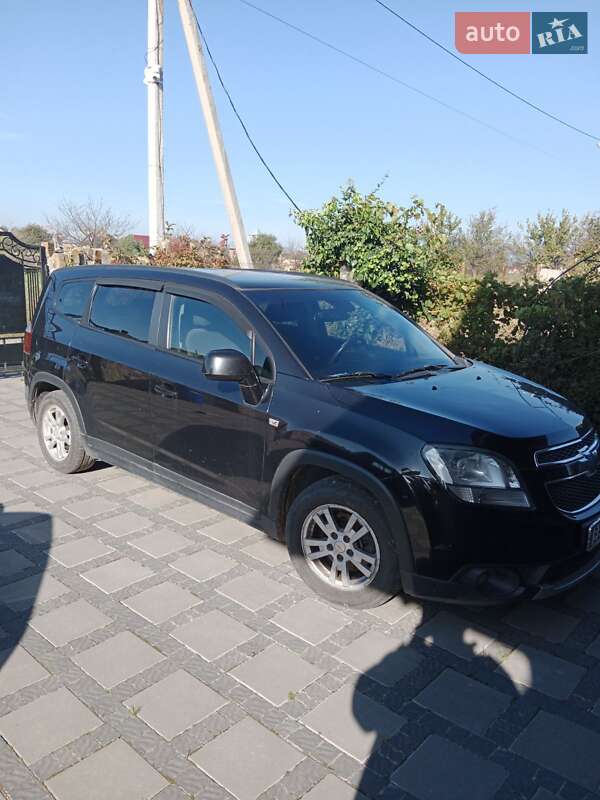 Минивэн Chevrolet Orlando 2011 в Жовкве