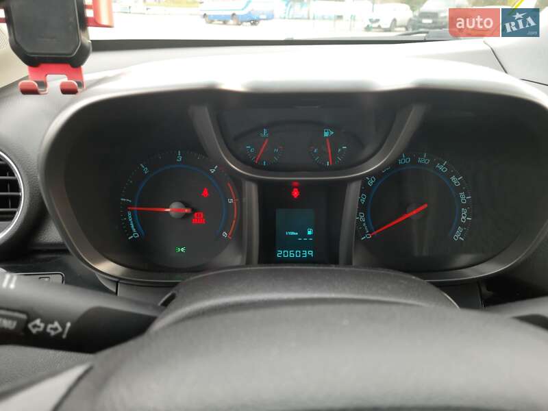 Мінівен Chevrolet Orlando 2011 в Львові