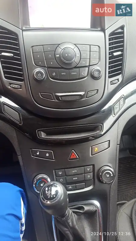 Chevrolet Orlando 2016 VIN KL1YF7584GK340588 фото оголошення 10 з 40