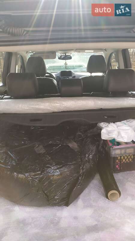 Мінівен Chevrolet Orlando 2012 в Одесі фото 6 Мінівен Chevrolet Orlando 2012 в Одесі