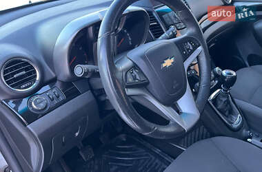 Минивэн Chevrolet Orlando 2010 в 