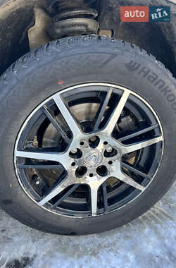 Минивэн Chevrolet Orlando 2012 в 