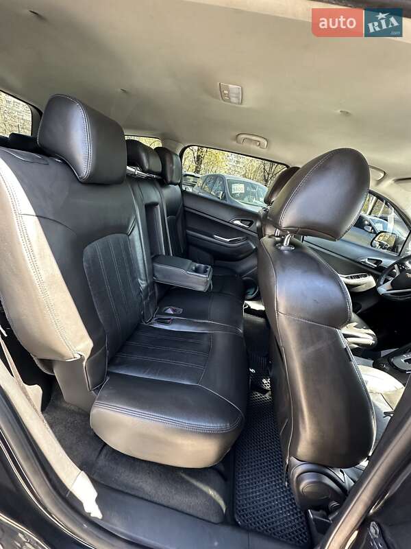 Минивэн Chevrolet Orlando 2012 в Кривом Роге