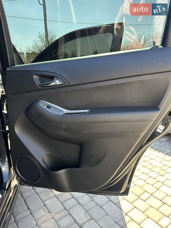 Минивэн Chevrolet Orlando 2012 в Кривом Роге