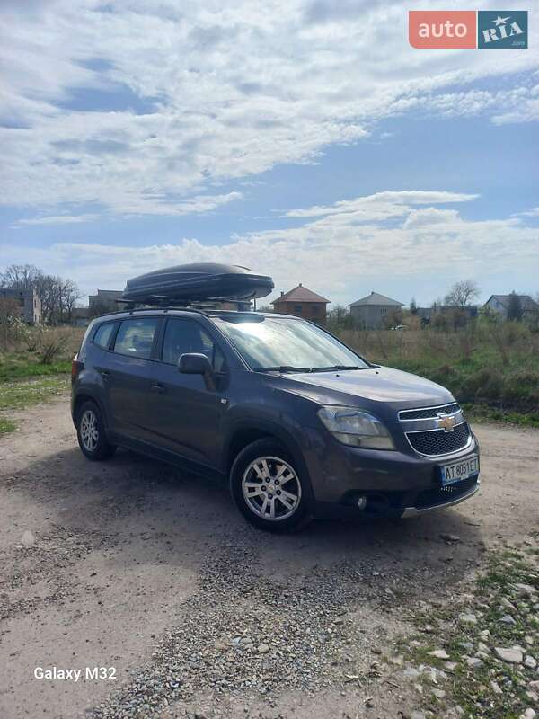Мінівен Chevrolet Orlando 2012 в 