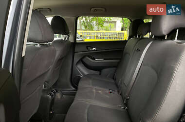 Минивэн Chevrolet Orlando 2013 в 