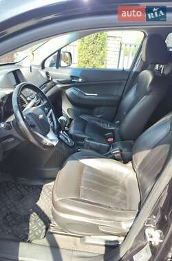 Минивэн Chevrolet Orlando 2011 в 