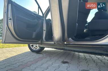 Мінівен Chevrolet Orlando 2011 в 