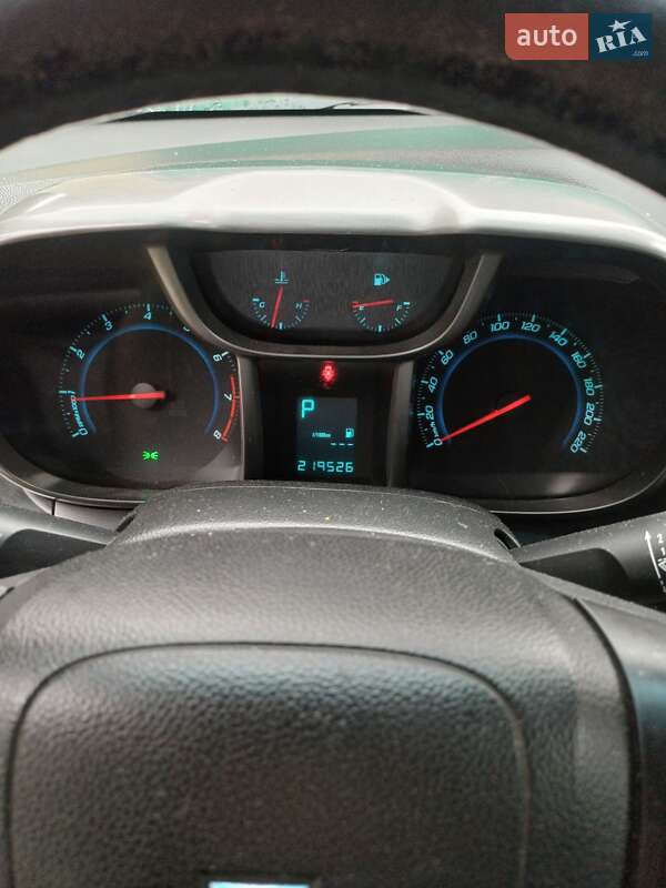 Мінівен Chevrolet Orlando 2011 в Тячеві