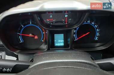 Минивэн Chevrolet Orlando 2011 в 