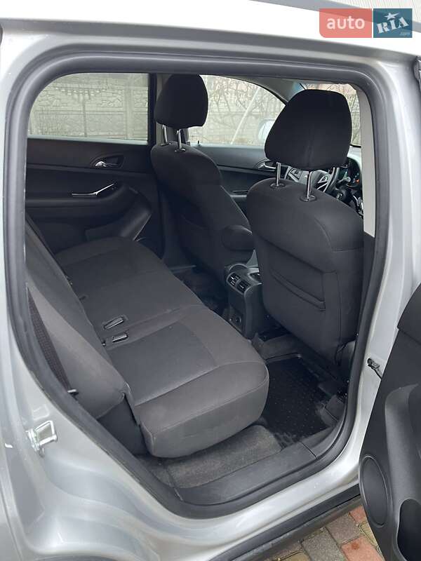 Мінівен Chevrolet Orlando 2014 в Макарові