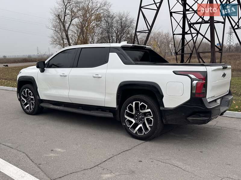 Пікап Chevrolet Silverado EV 2024 в Дніпрі