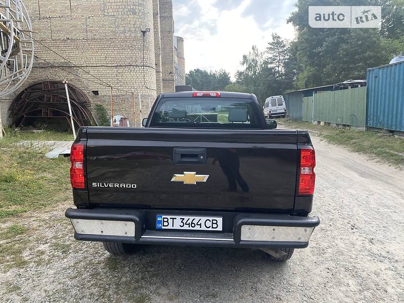 Пикап Chevrolet Silverado 2018 в Киеве