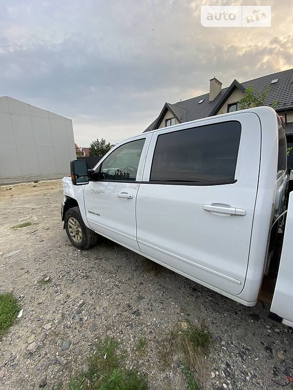 Пикап Chevrolet Silverado 2017 в Львове