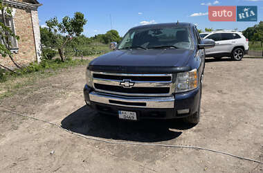 Пікап Chevrolet Silverado 2009 в Києві