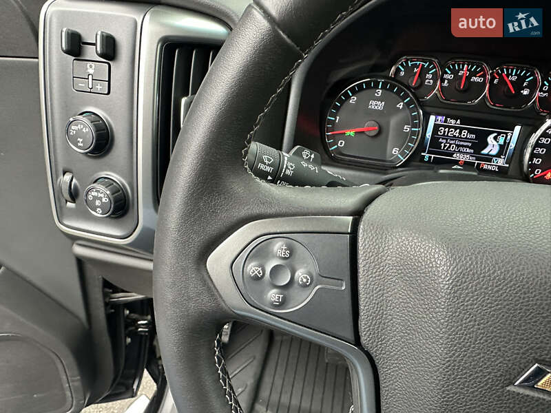 Пикап Chevrolet Silverado 2018 в Киеве