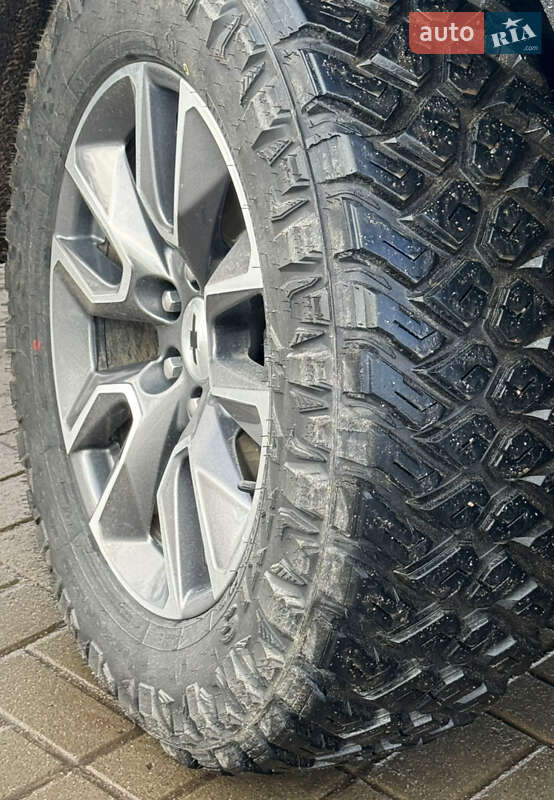 Пикап Chevrolet Silverado 2020 в Житомире фото 30 Пикап Chevrolet Silverado 2020 в Житомире