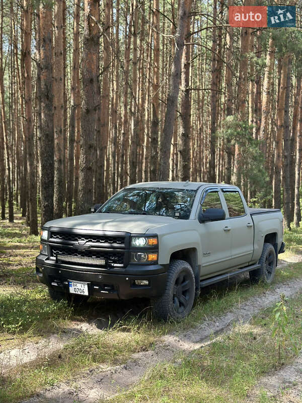 Chevrolet Silverado 2015